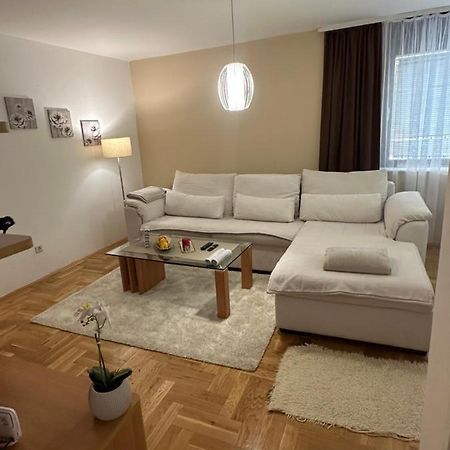 Perla Stan Breka Apartment Сараево Екстериор снимка
